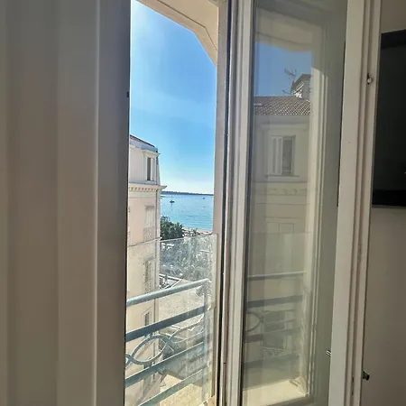 Haven Of Peace Overlooking The Croisette * Cannes