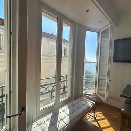 Haven Of Peace Overlooking The Croisette アパート